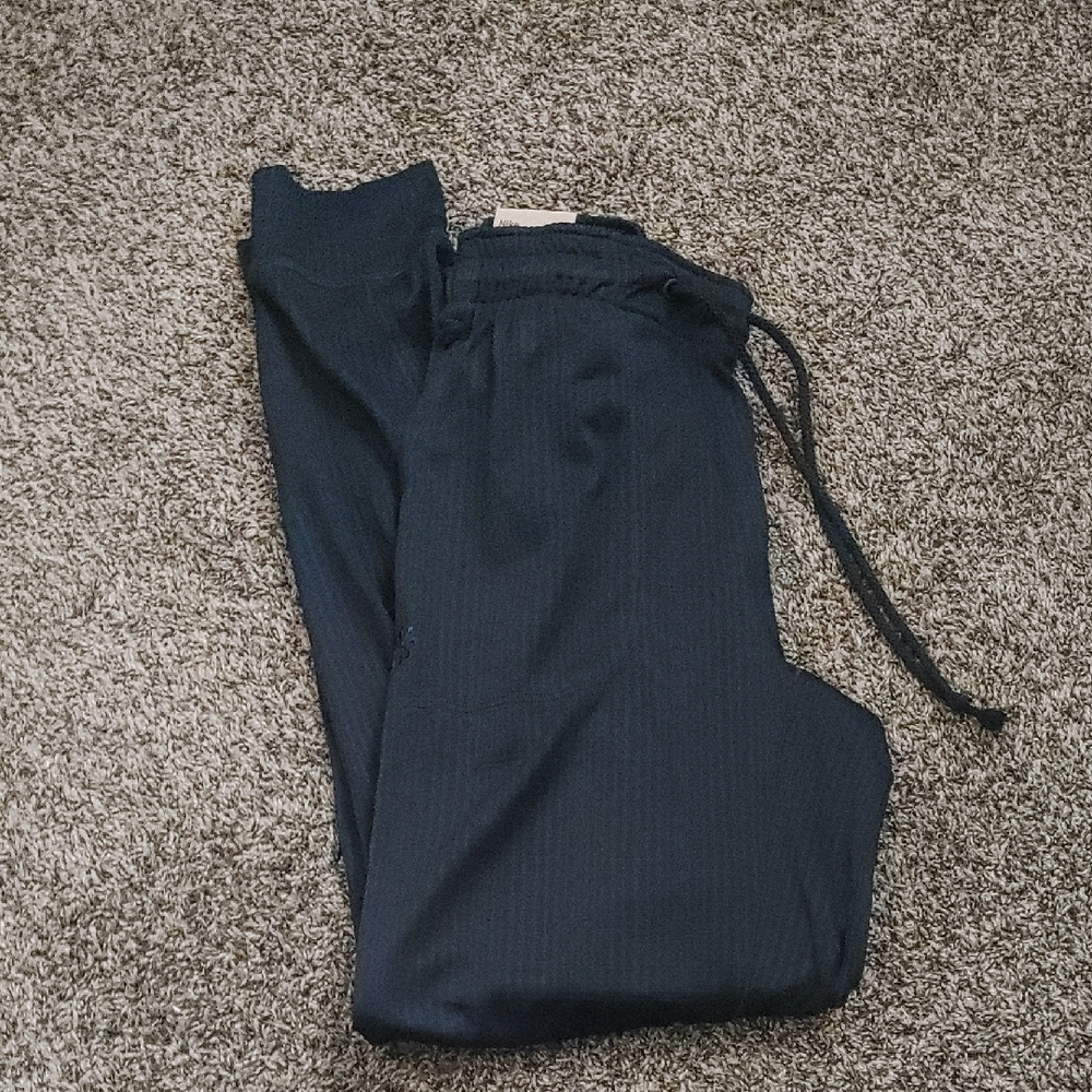 New Women's Nike Yoga Leggings